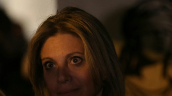 Πώς το κόμμα-μυστήριο της Μαρίας Καρυστιανού προκαλεί ΚΚΕ και Βελόπουλο