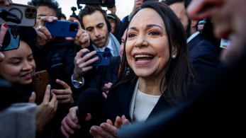 Η Ματσάδο παρέδωσε το Νόμπελ της στον Τραμπ: «Υπέροχη χειρονομία αμοιβαίου σεβασμού»