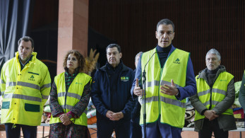 Ισπανία: στο σημείο της τραγωδίας ο Σάντσεθ - Κήρυξε τριήμερο εθνικός πένθος, «θα βρούμε τις απαντήσεις»