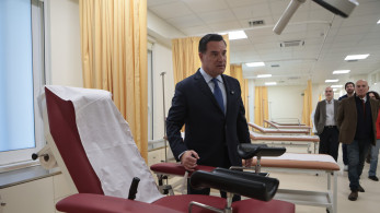 Άδωνις Γεωργιάδης: βίντεο από επίσκεψη στο νοσοκομείο «Γεννηματάς» - «Προβλέπω νέα κλάματα στην Αριστερά»