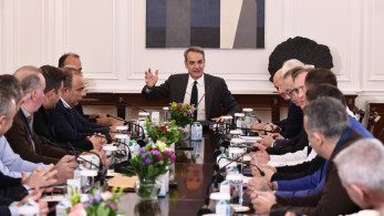 Μητσοτάκης: ανοιχτό ενδεχόμενο για «τεχνικές παρεμβάσεις» στο αγροτικό - Τι εξετάζεται - Αγρότες: Αποφάσεις στα μπλόκα