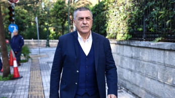 Έκθετος ο Δημήτρης Κουρέτας - Στο απόσπασμα το κράτος δικαίου και η ελευθεροτυπία