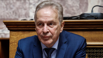 Έπιασε δουλειά ο Βουρλιώτης: στο στόχαστρο το μαύρο χρήμα του Μαδούρο στην Ελλάδα