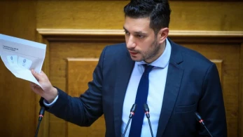 Η επική απάντηση Κυρανάκη στην Πέτη Πέρκα για τα τρένα