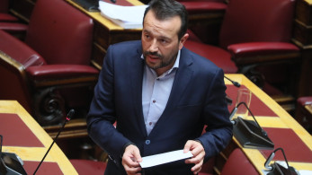 Νίκος Παππάς: ο «13-0» ξαναμοιράζει πλεονάσματα, μνημόνια και… ανατριχίλες