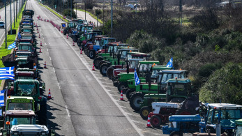 Aποχωρούν τα τρακτέρ από την εθνική οδό Αθηνών-Λαμίας