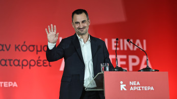 Αλέξης Χαρίτσης: μετωπική επίθεση στη Μαρία Καρυστιανού και ανοίγματα στον Αλέξη Τσίπρα