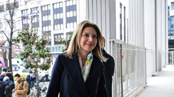 Καρυστιανού: η θρησκόληπτη Γρατσία και ο συμβολισμός του περιστεριού (video)