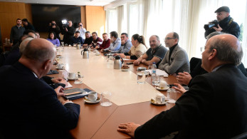 Ολοκληρώθηκε η συνάντηση κυβερνητικών στελεχών με εκπροσώπους αγροκτηνοτρόφων