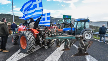 Μπλόκα αγροτών: έκλεισαν την εθνική οδό στο Κάστρο Βοιωτίας - Νέες εκτροπές κυκλοφορίας