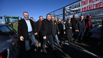 Νίκος Ανδρουλάκης: με στόλο πολυτελών SUV  στα μπλόκα των αγροτών (video)