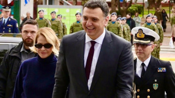 Βασίλης Κικίλιας από τον Αγιασμό των υδάτων στον Πειραιά: «Ενότητα, ομοψυχία και σύνεση»