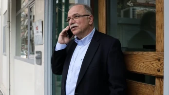 Εμφανίστηκε και ο Παπαδημούλης: ζητάει συνεργασία Τσίπρα - Καρυστιανού