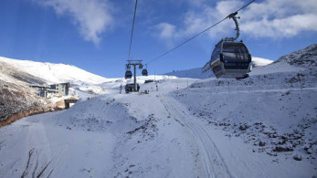 Εικόνες ντροπής: στο έλεος των ανευθυνοϋπεύθυνων το χιονοδρομικό του Παρνασσού