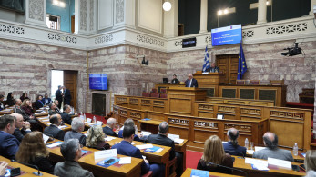 Νικήτας Κακλαμάνης: «Η ελληνική γλώσσα αποτελεί κοινό αγαθό και αξία της παγκόσμιας πολιτιστικής κληρονομιάς»