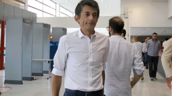 Πόλεμος Πολάκη-Καρανίκα: «Τι χαζά λες, ρε Παύλο; Δεν ντρέπεσαι;»