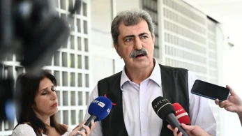 Ο Πολάκης με άρθρο-«μανιφέστο» δηλώνει έτοιμος για την ηγεσία του ΣΥΡΙΖΑ