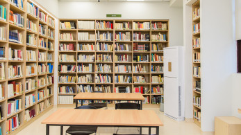 «Έφυγε» η Ιωάννα Καρατζαφέρη: Η σπουδαία συγγραφέας που σημάδεψε τη λογοτεχνία