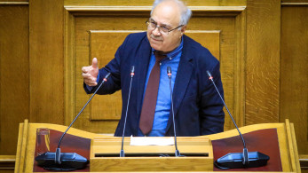 Ο «άτολμος» Ανδρουλάκης και η θεσμική ασυδοσία Παρασκευαΐδη - Το ΠΑΣΟΚ στην ώρα της αμηχανίας