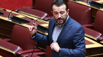 Νίκος Παππάς: πώς ο «13-0» παριστάνει τον θεματοφύλακα του Συντάγματος