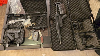 ΕΛΑΣ: κύκλωμα λαθρεμπορίας καπνικών προϊόντων - Κατασχέθηκαν όπλα και μετρητά, 25 συλλήψεις