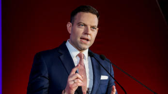 Εμφύλιος στο... μαγαζάκι του αστακοκαραβοκύρη: η Λεκατσά και τα... νταλαούρια του Κασσελάκη