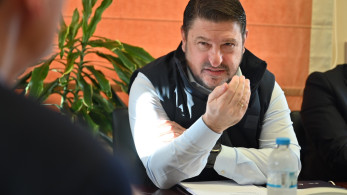 Το «Ηλία ρίχ’ το» του Νίκου Χαρδαλιά και το viral βίντεο από την υπό κατασκευή Πλατεία Γαλατσίου