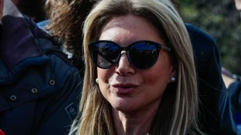 Καρυστιανού: όσο μιλάει πολιτικά, πέφτει στις μετρήσεις