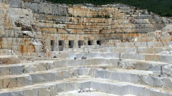 Μάρμαρα Παυλίδη: κακουργηματικές διώξεις για απάτη κατ’ εξακολούθηση