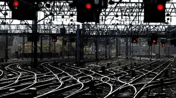 Γλασκώβη: μεγάλη φωτιά κατέστρεψε τον κεντρικό σιδηροδρομικό σταθμό (video)