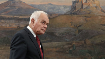 Ο Γιώργος Γεραπετρίτης αποχαιρετά τον δάσκαλο Αντώνη Μανιτάκη