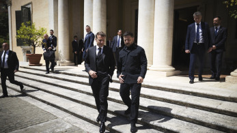 Στο Παρίσι ο Ζελένσκι - Συνάντηση με Μακρόν για τον πόλεμο στην Ουκρανία