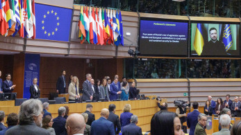 Ζελένσκι στο Ευρωκοινοβούλιο: Εγγύηση της ανθεκτικότητάς μας το δάνειο 90 δισ. - Ενσάρκωση του πολέμου ο Πούτιν