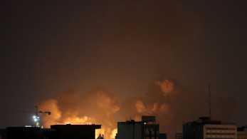 Σφοδροί βομβαρδισμοί Ισραήλ σε Τεχεράνη και Βυρητό - Ιρανικά χτυπήματα σε Τελ Αβίβ και χώρες του Κόλπου