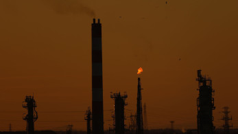 Πετρέλαιο: ανεβαίνει ξανά στα 100 δολάρια το βαρέλι