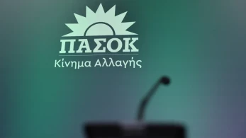 Σε πανικό ο Ανδρουλάκης: το ΠΑΣΟΚ σε δίνη διαγραφών και παραιτήσεων