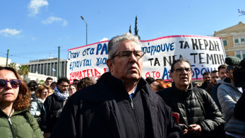 Τι δουλειά είχαν τα… εργατικά κέντρα στις ομιλίες για την επέτειο των Τεμπών;