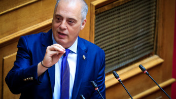 Ξαφνικά οι υπερπατριώτες είναι εναντίον του Τραμπ