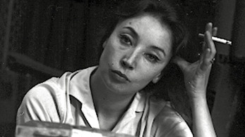 Όταν η Φαλάτσι «κουρέλιασε» τον Χομεϊνί