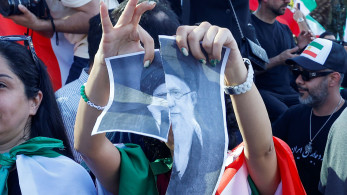 Ιράν: πανηγυρισμοί στην Τεχεράνη μετά τον θάνατο του Χαμενεΐ (video)