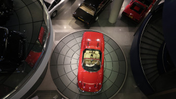 Ενεργειακή κρίση και ελληνική αγορά αυτοκινήτου: Έξι στελέχη του χώρου μιλούν στο «Μανιφέστο» για τις εξελίξεις