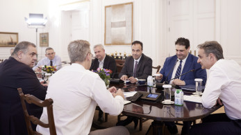 Σύσκεψη υπό τον Κυριάκο Μητσοτάκη για την παρουσίαση του νέου κόμβου Παρακολούθησης Επιδόσεων Τοπικής Αυτοδιοίκησης