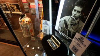 Μπομπ Ντίλαν: σπάνιο προσχέδιο τραγουδιού βρέθηκε μέσα σε βιβλίο του Άλεν Γκίνσμπεργκ