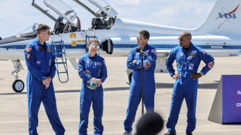 Η NASA ετοιμάζεται για την επιστροφή στη Σελήνη μετά από 53 χρόνια (photos)