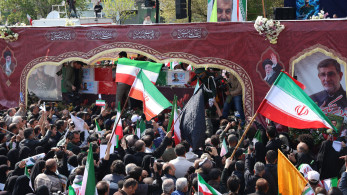 Ο Ντόναλντ Τραμπ ισχυρίζεται ότι το Ιράν ζήτησε εκεχειρία, αλλά η Τεχεράνη διαψεύδει