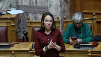 Δόμνα Μιχαηλίδου: Εισοδηματικά κριτήρια και 500 ευρώ για τις «νταντάδες της γειτονιάς» (video)