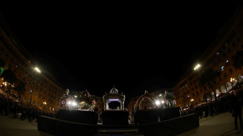 Θεσσαλονίκη: συνάντηση πέντε Επιταφίων στην πλατεία Αριστοτέλους