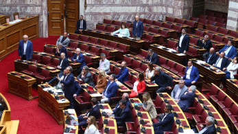 Αντιπολίτευση με κοντή κοινοβουλευτική μνήμη