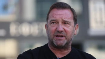 Νέες αιχμές Πλακιά για τα ξυλόλια: Αυτοί που τα πίστευαν, δεν κάλεσαν μάρτυρα τον Κοκοτσάκη