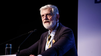 Γιάννης Λοβέρδος: Με κάθε τρόπο θα φτάσει το Άγιο Φως στην Αθήνα - Το σχέδιο μεταφοράς